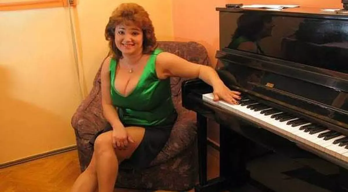 SIGUR O SĂ VREI SĂ VEZI POZA ASTA! Află cum arăta Ozana Barabancea la 18 ani