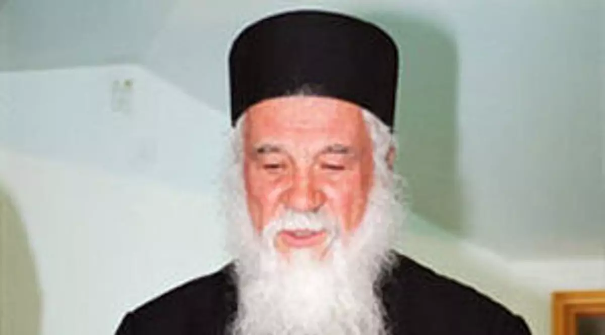 Dezgropat după 7 ani, UN PREOT DE LA NOI ARATĂ EXACT CA ÎN ZIUA ÎN CARE A MURIT! Te vei ÎNFIORA când vei afla că ACEST LUCRU A FOST PREVĂZUT de omul bisericii!