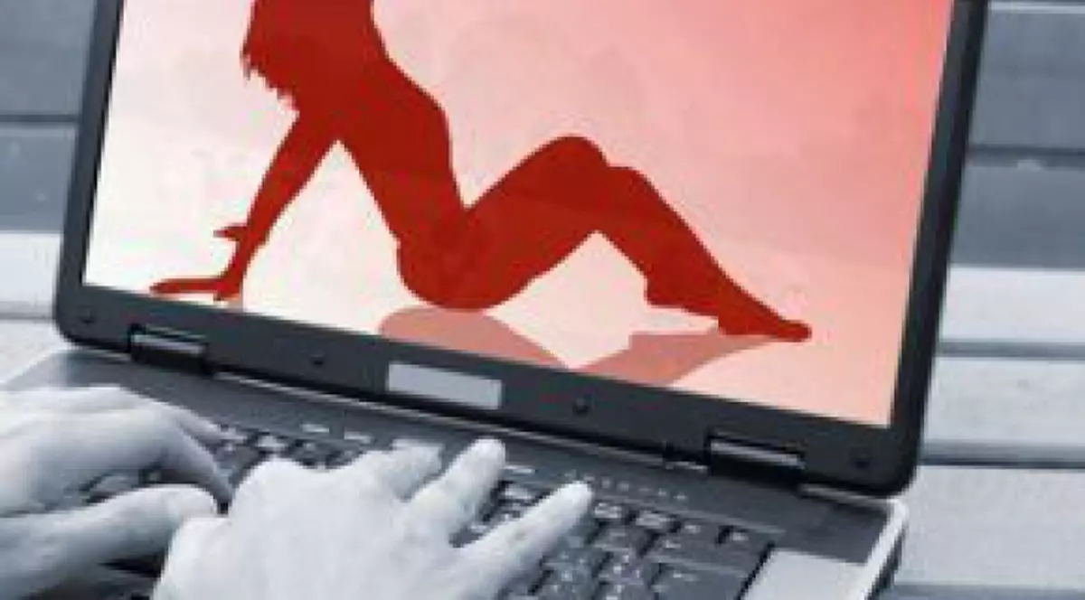 Românii au găsit CEA MAI BUNĂ METODĂ SĂ SCAPE DE IUBITĂ! O SCOT LA VÂNZARE pe SITE-urile DE ANUNŢURI!