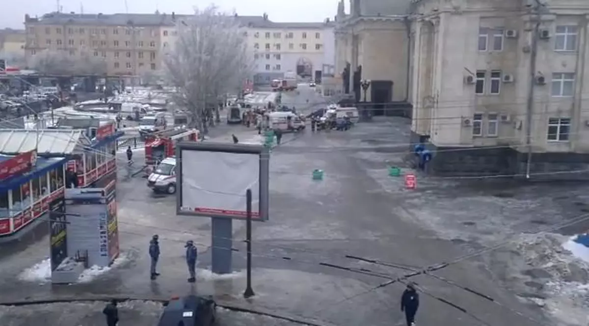 ATENTAT CU BOMBĂ ÎN RUSIA, comis de O FEMEIE - KAMIKAZE. Vezi IMAGINILE INCREDIBILE surprinse în timpul EXPLOZIEI!