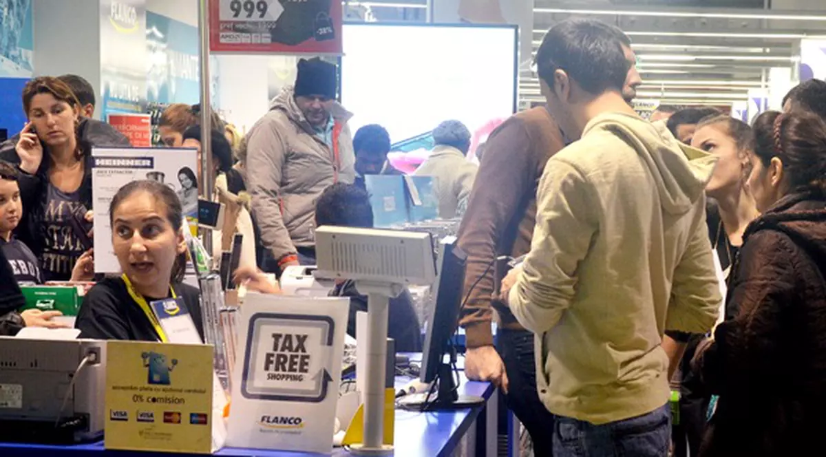 STUDIU: 74% dintre cumpărătorii de Black Friday, nemulţumiţi de reduceri