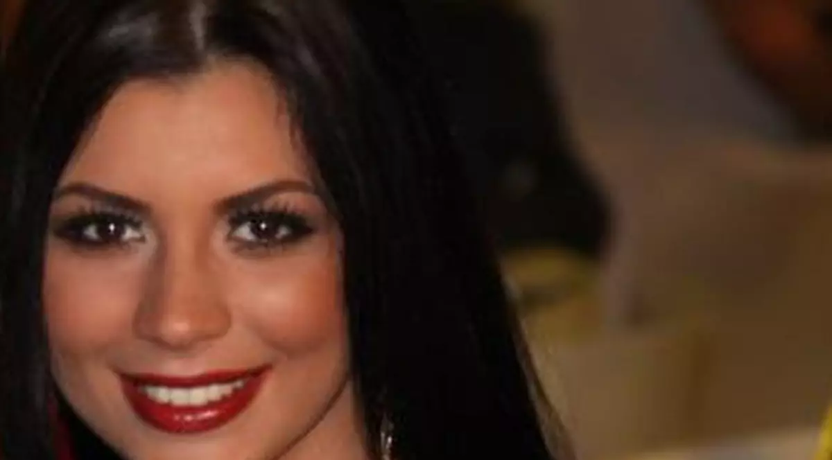IMAGINEA PERFECŢIUNII! O VEDETĂ SUPERBĂ şi-a ARĂTAT FETIŢA de O LUNĂ!
