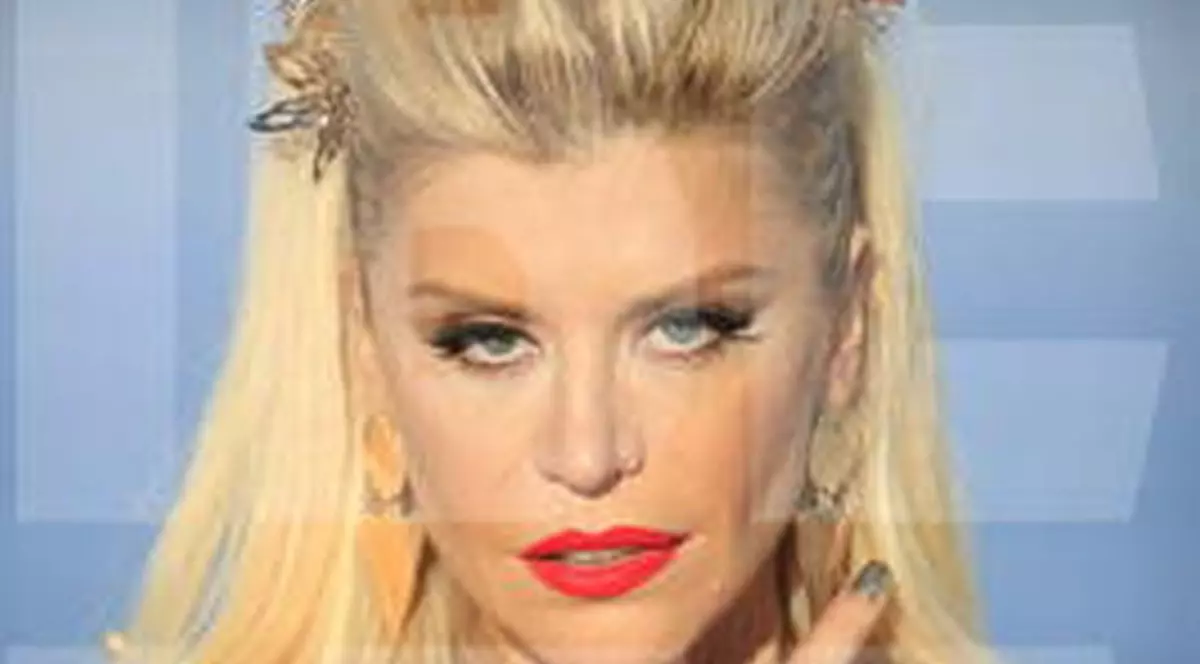 VOCEA ROMÂNIEI. LOREDANA A SCĂPAT "PORUMBELUL" ÎN DIRECT: "DECI, SĂ SE SLOBOZEASCĂ...!"