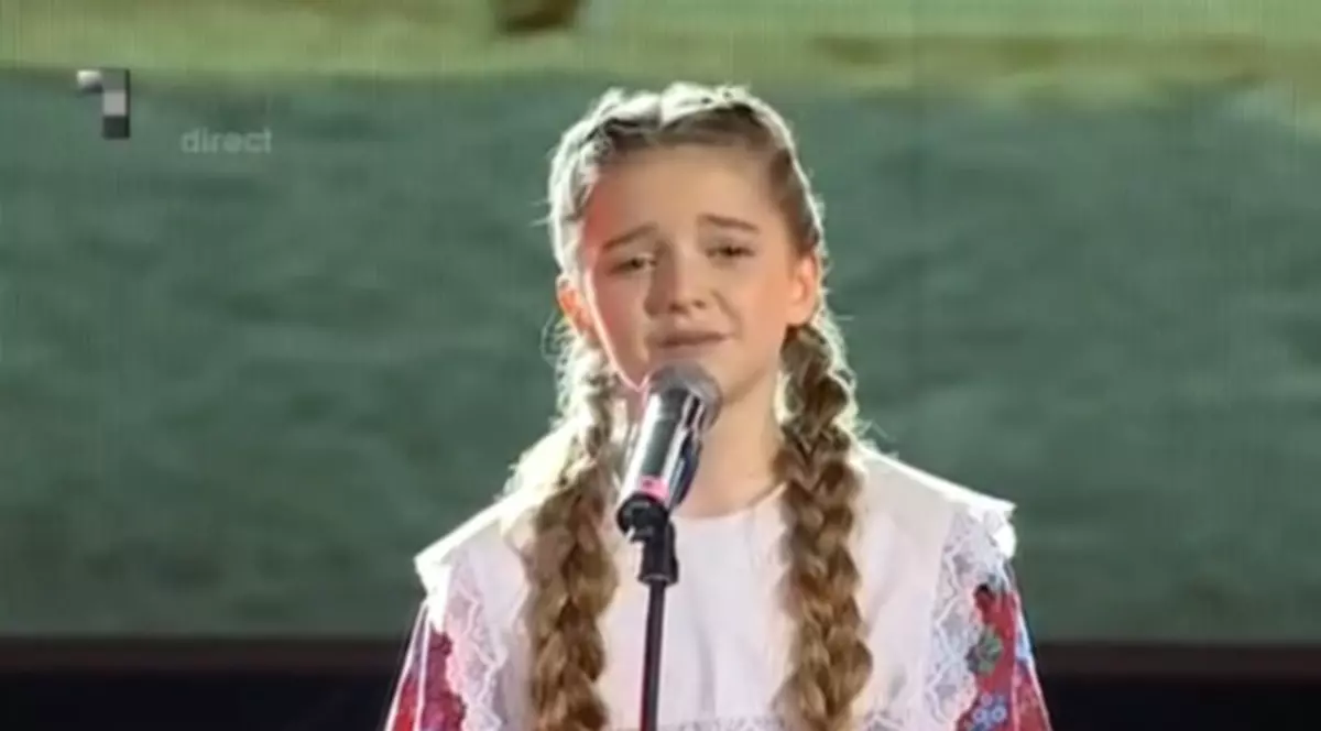Ea a câştigat "Moldova are talent"! O puştoaică de 11 ani A FĂCUT JURIUL SĂ PLÂNGĂ şi a câştigat JUMĂTATE DE MILION DE LEI | VIDEO