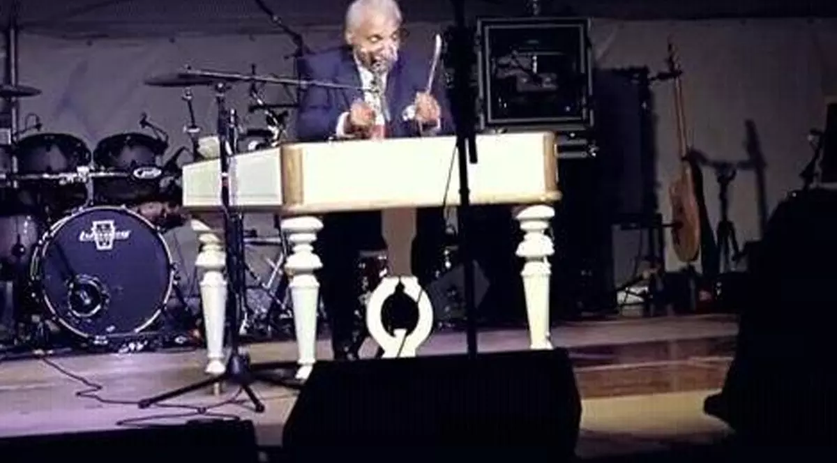 Muzician român, felicitat de Obama pentru contribuţia adusă culturii americane