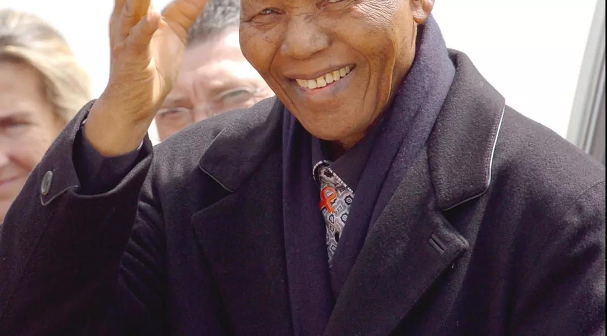 Nelson Mandela A MURIT | Iată SEMNIFICAŢIILE celor ŞASE NUME ale lui Nelson Mandela!
