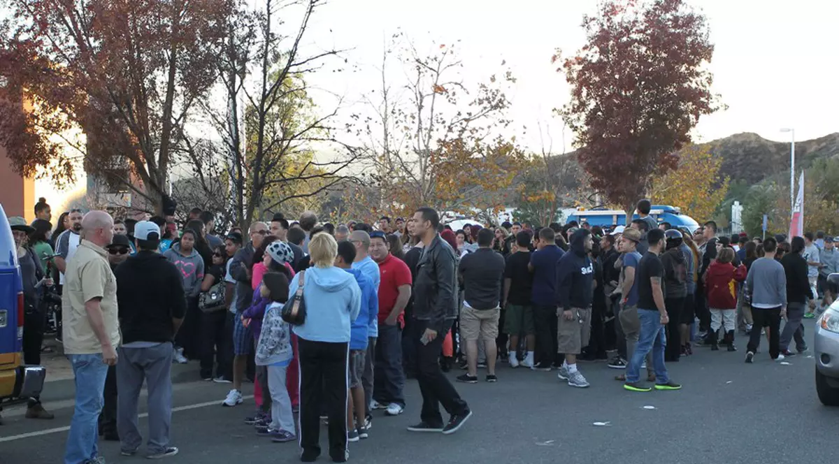 INCREDIBIL unde a ajuns NEBUNIA FANILOR lui Paul Walker! După ce unul a furat capota maşinii, a venit rândul altuia SĂ UIMEASCĂ O LUME ÎNTREAGĂ!