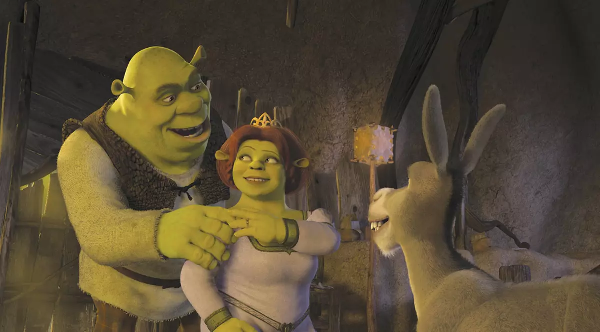 Doi britanici şi-au unit destinele transformaţi în Shrek şi Fiona