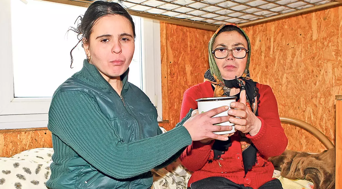 CUTREMURĂTOR! Două femei au fost salvate în ultimul moment: «Dacă nu ne găseau poliţiştii, muream îngheţate» | FOTO