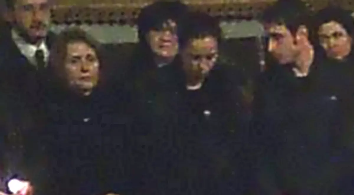 EXCLUSIV | Fiica lui Adrian Iovan, DESFIGURATĂ DE DURERE, în biserică! | FOTO