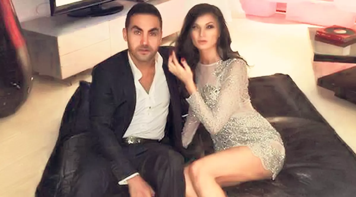 Ramona Gabor a fost răsfăţată la greu de iubitul său! Uite cât i-a costat distracția de Revelion