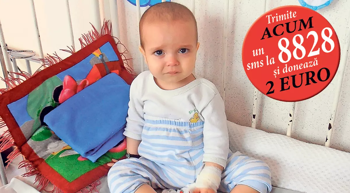 Gabriel are nevoie de lapte Elemental! Micuţului cu boala Crohn îi sunt necesare măcar trei cutii pe zi