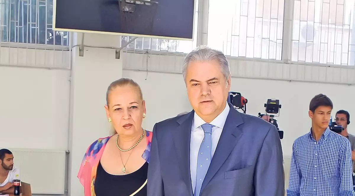 Liberi sau în puşcărie? Zi decisivă pentru Adrian şi Dana Năstase