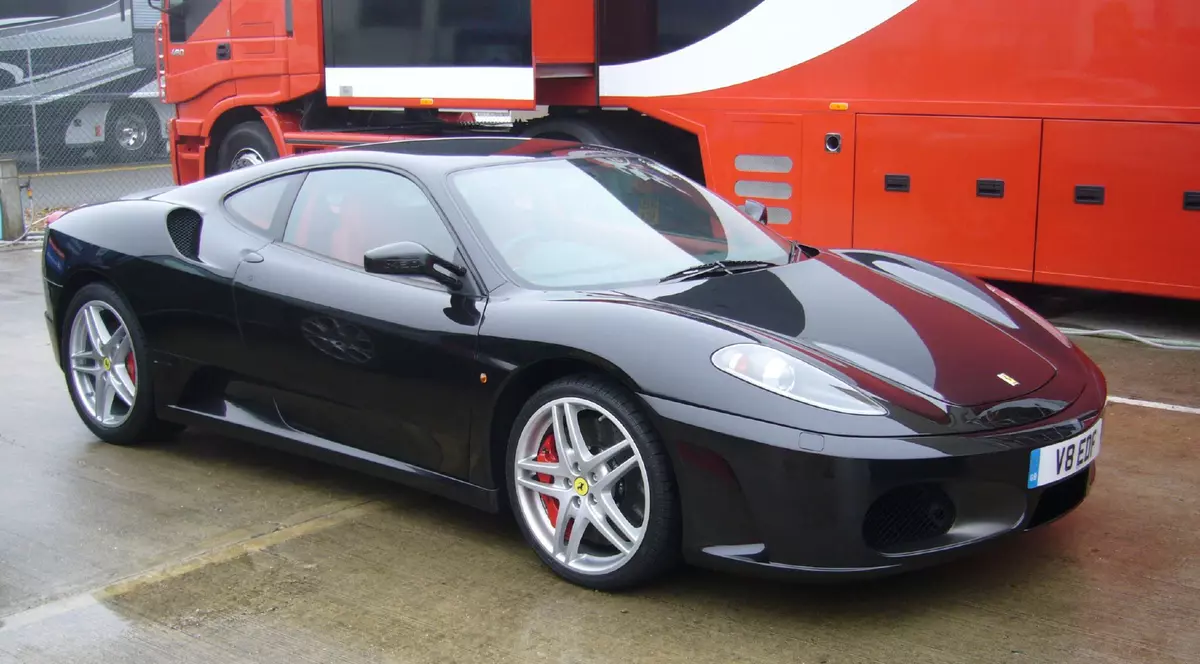 "BESTIA NEAGRĂ", Ferrari-ul lui Maradona, E DE VÂNZARE. Uite CÂT CERE PROPRIETARUL