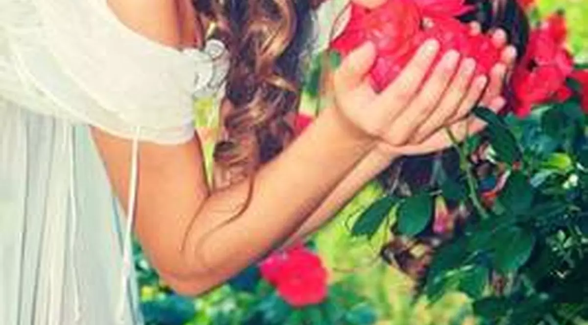 45.000 de like-uri! Elena Gheorghe A STÂRNIT UN VAL DE EMOŢII PE FACEBOOK CU O POZĂ CE PROVOACĂ MULTE LACRIMI