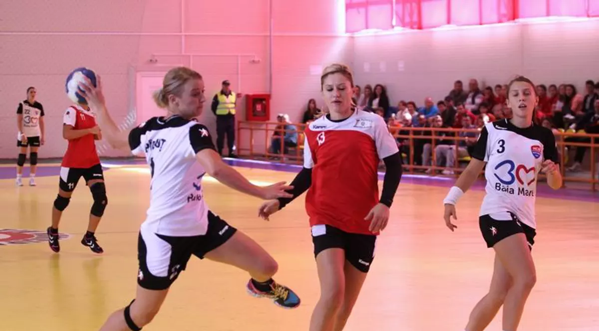Se reia lupta la semicerc. HCM Baia Mare împotriva tuturor