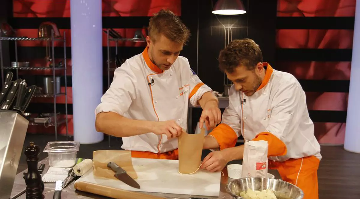 ÎNŢELEGERE NEAŞTEPTATĂ între doi finalişti de la TOP CHEF