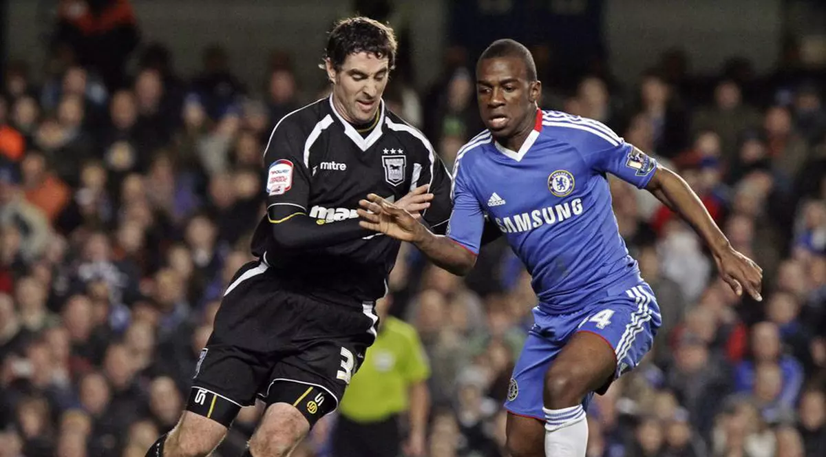 SUPERTRANSFER la PETROLUL: vine KAKUTA, francezul lui Chelsea!