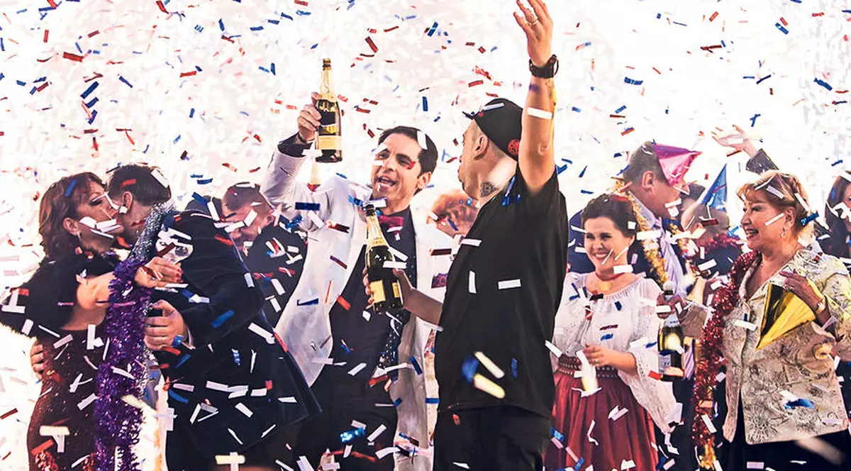 Dan Negru A PĂŢIT-O, ÎN DIRECT, de REVELION: Vezi AMINTIREA CEA MAI DRAGĂ de la trecerea dintre ani! FOTO