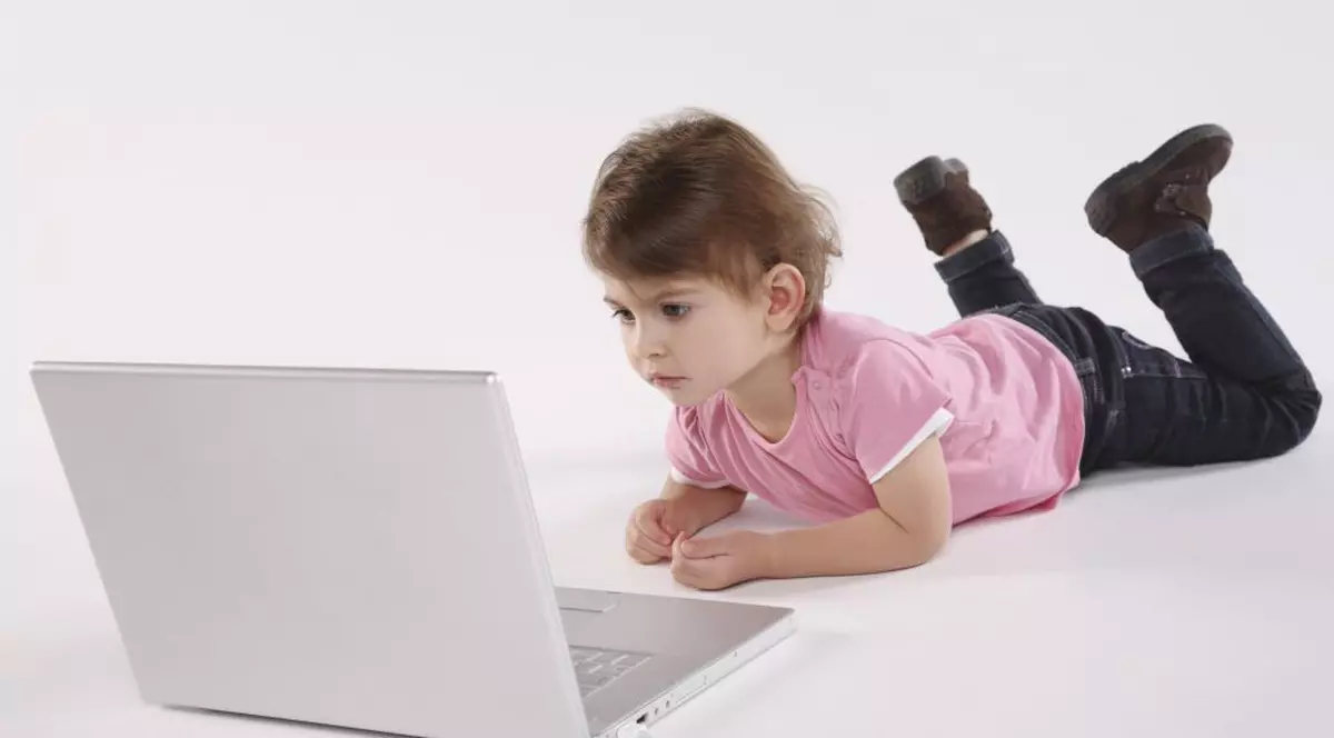 România a pierdut trei poziţii în topul vitezei de conectare la Internet. Vezi pe ce loc se află!