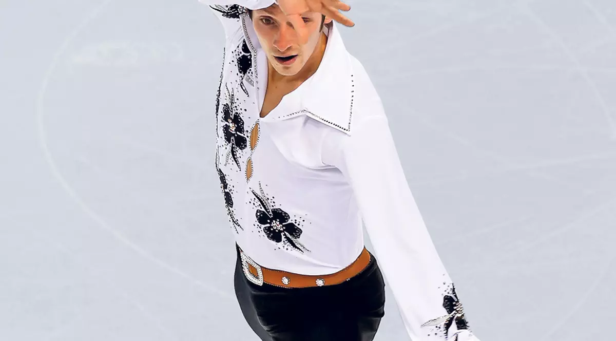 Patinatorul Zoltan Kelemen se antrenează în Elveţia, fiindcă sprijinul primit în România este egal cu zero: «E mai rău ca acum 4 ani!»