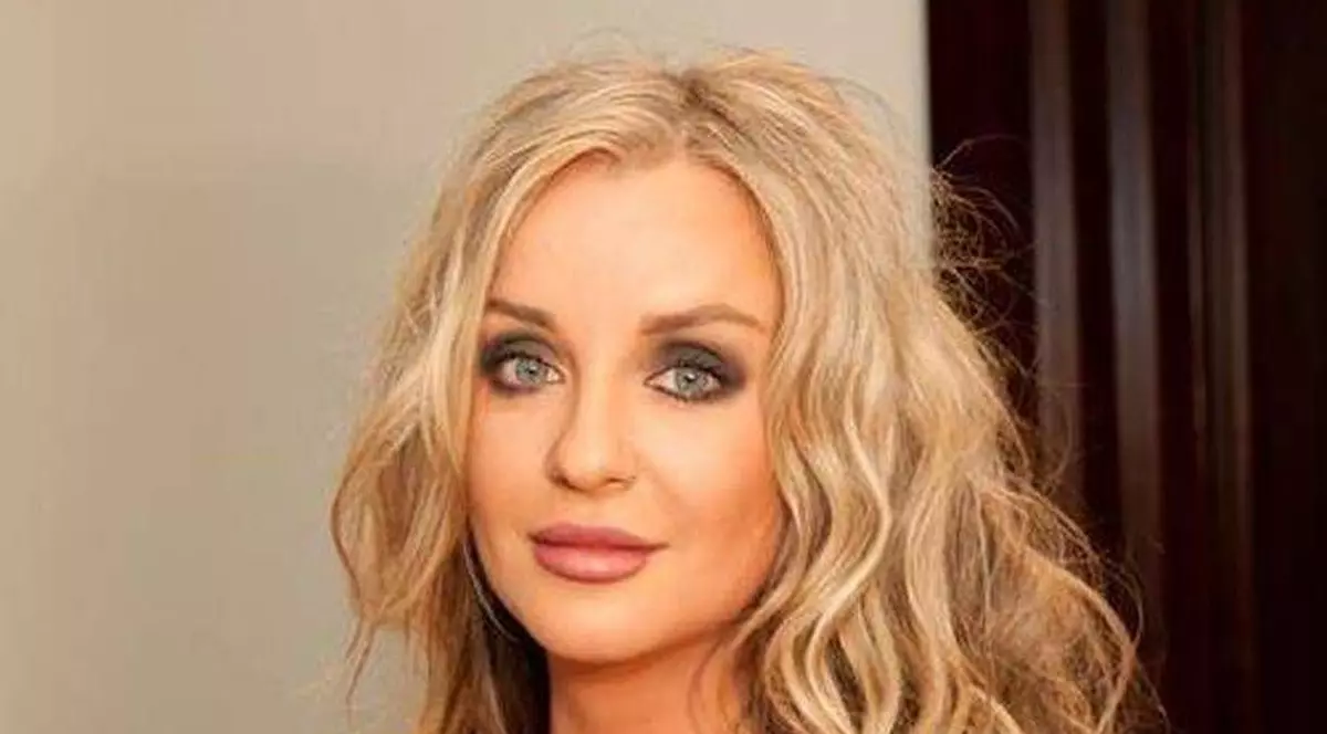 Ar vrea SĂ SE ODIHNEASCĂ, dar NU ARE UNDE! Cine-i OCUPĂ PATUL Taniei Budi?