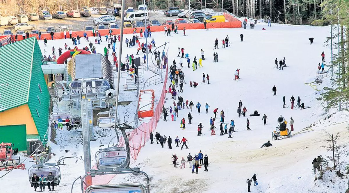 Ultimele oferte, pe ultima sută de metri. Crăciunul umple hotelurile și pensiunile din țară