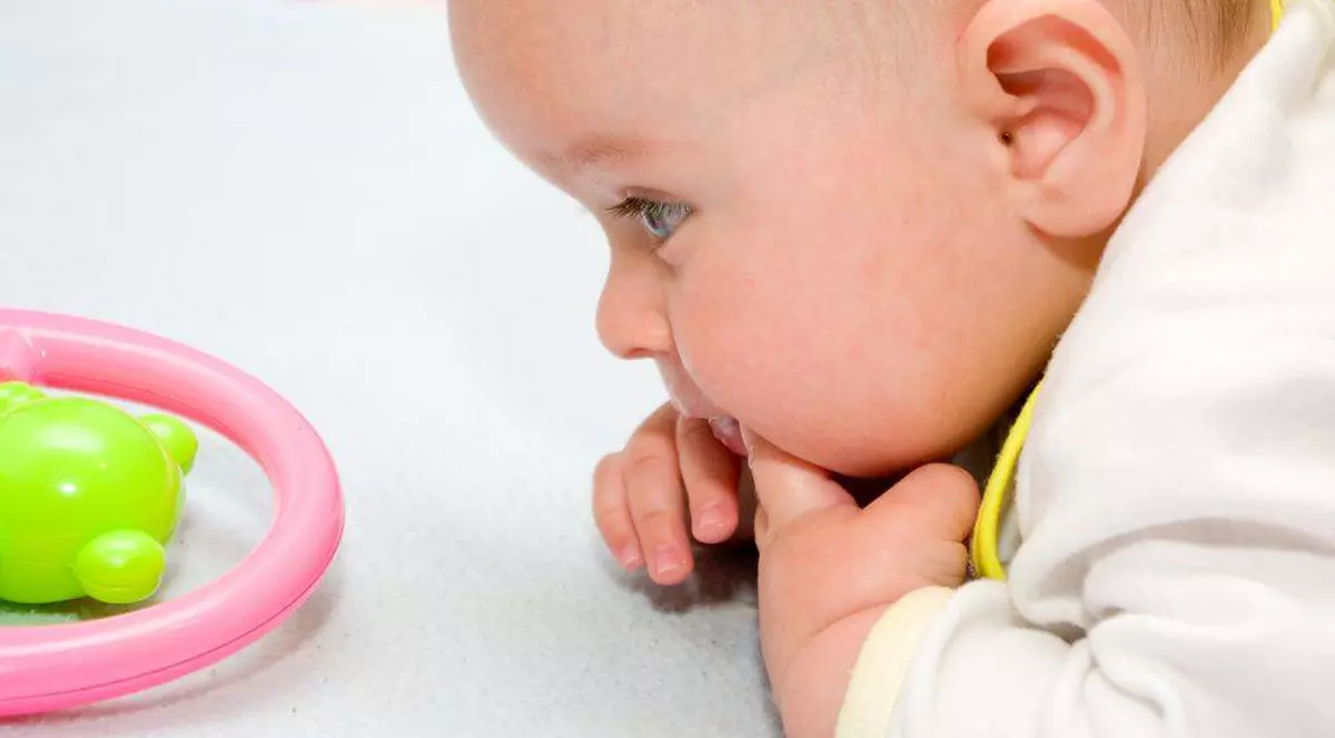 INCREDIBIL! O femeie de 58 de ani din SUA va naşte propria nepoată! Vezi cum e posibil!