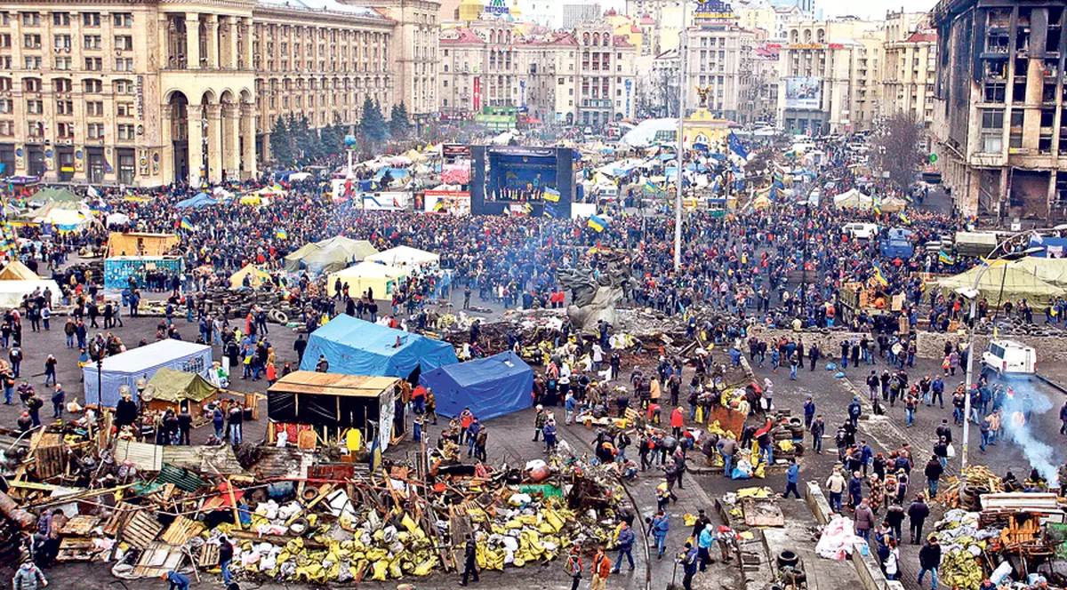 Război la graniţele României? Ucraina se poate rupe!