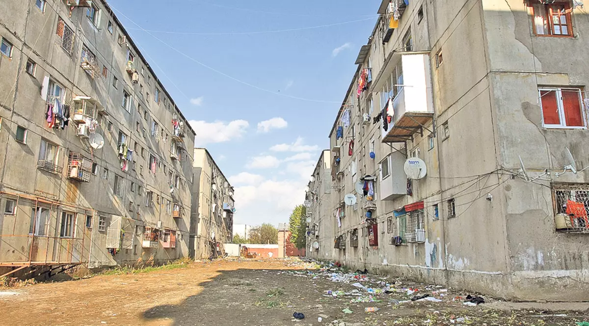 Încă un plan guvernamental 100% populist! 10 milioane de lei pentru locuinţe ANL destinate romilor