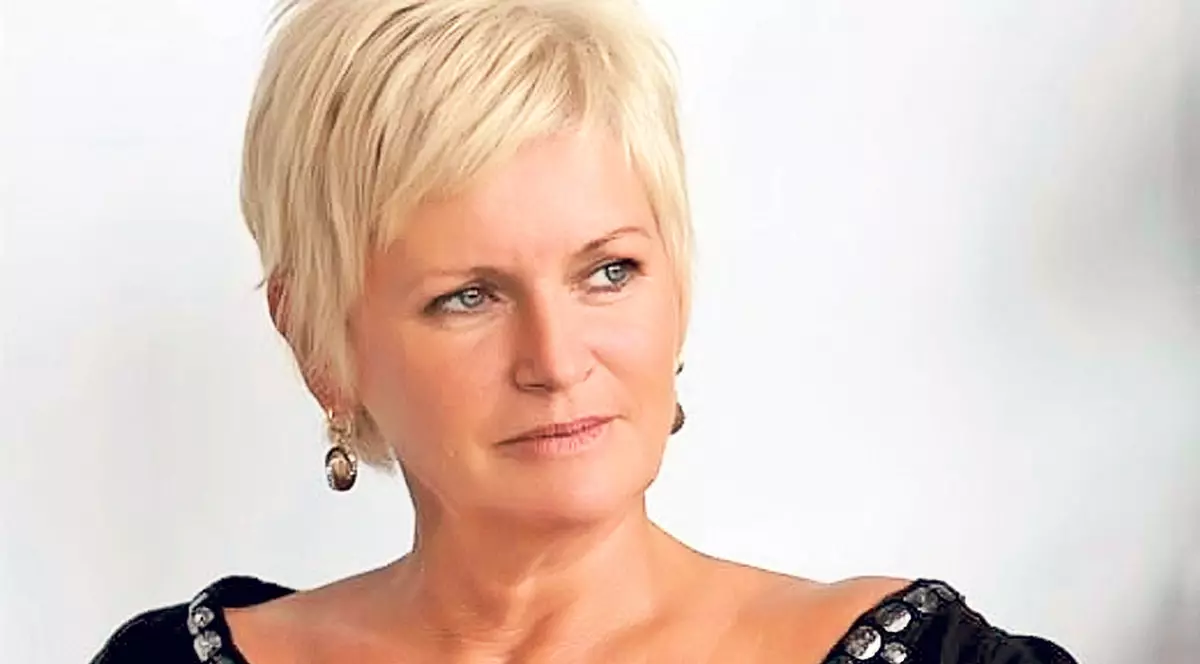 Metoda prin care Monica Tatoiu încearcă să fenteze bătrânețea!