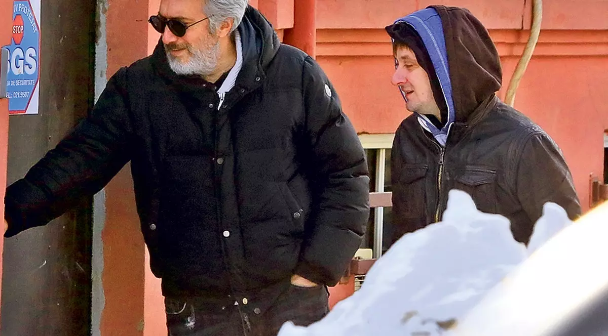 Prins la salon erotic, Octavian Strunilă recunoaşte: "Am avut treabă acolo, nu putem nega evidența"