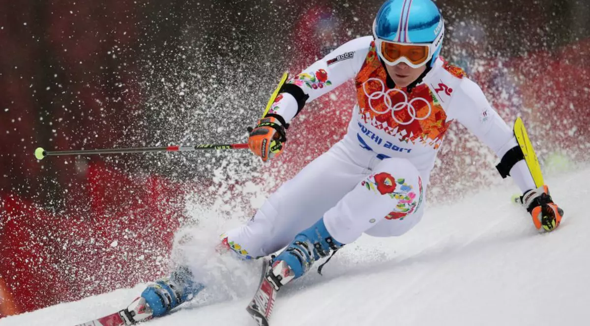 Preşedintele Comitetului Olimpic Român propune o soluţie radicală în cazul româncei care reprezinta Ungaria la Soci 