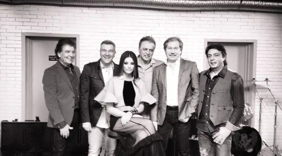 Cum s-au distrat Antonia şi Holograf la filmările clipului «Întoarce-te acasă» | VIDEO