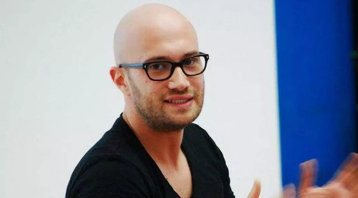 De ZIUA ÎNDRĂGOSTIŢILOR, MIHAI BENDEAC se DĂ LOVIT! Declaraţiile lui vor dezamăgi multe femei!
