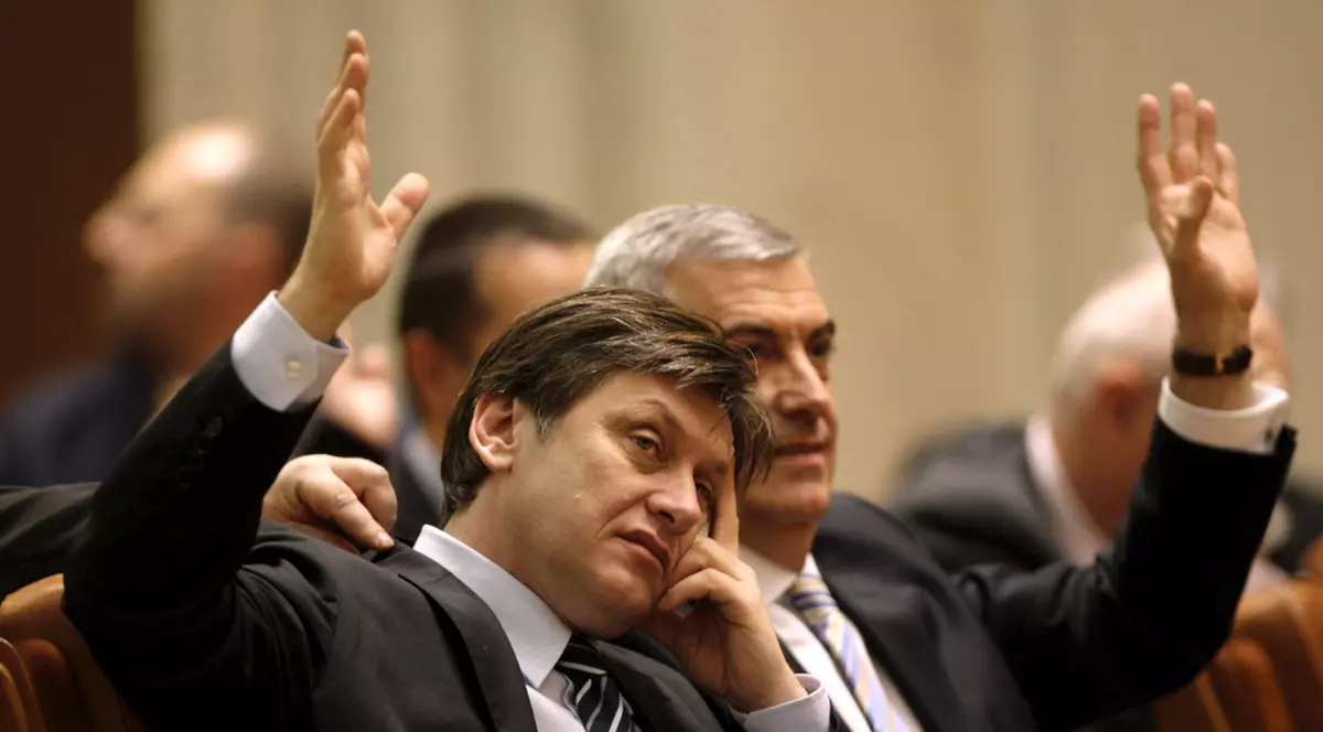 Crin Antonescu, DECIZIE SURPRINZĂTOARE legată de Călin Popescu Tăriceanu!