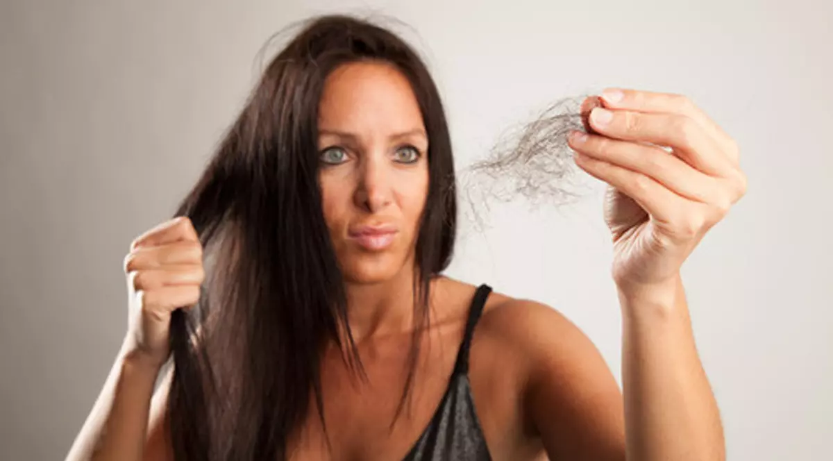 Vezi care sunt primele semne ale menopauzei