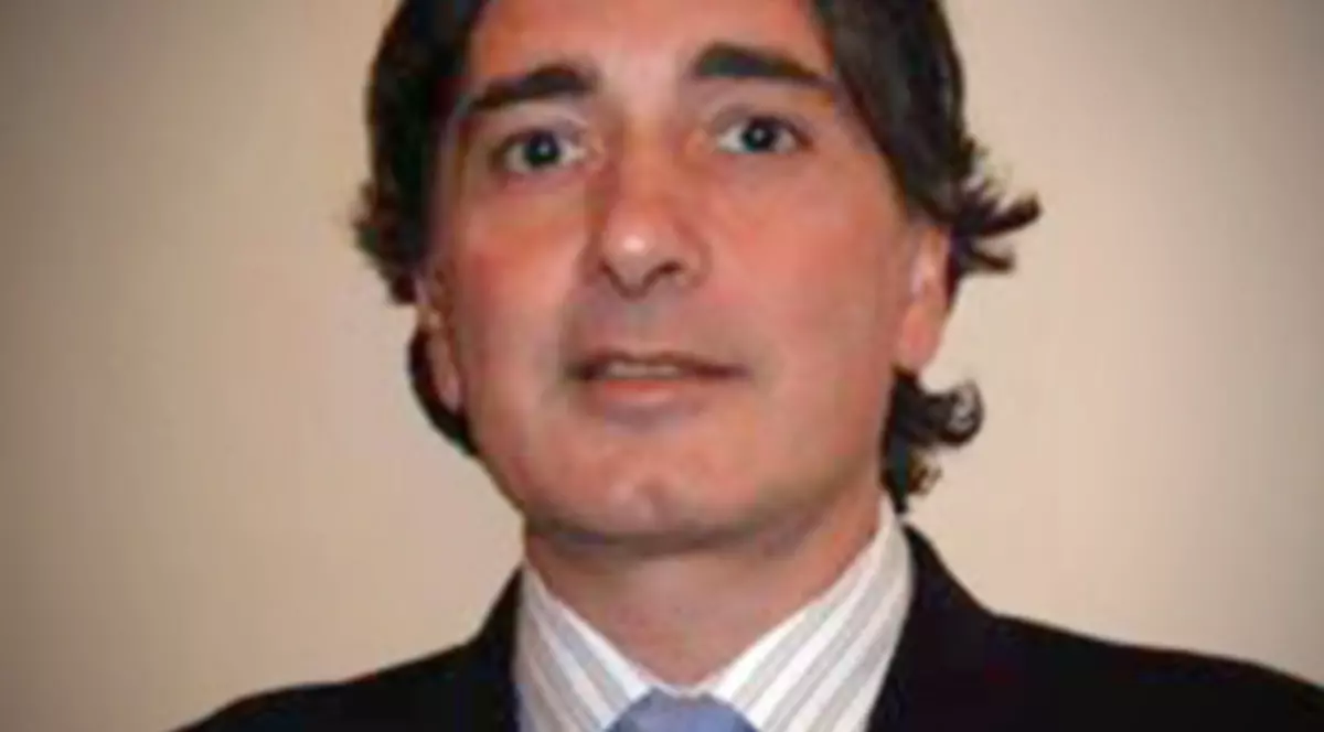 Omul lui Bill Clinton vrea să pună preşedintele României