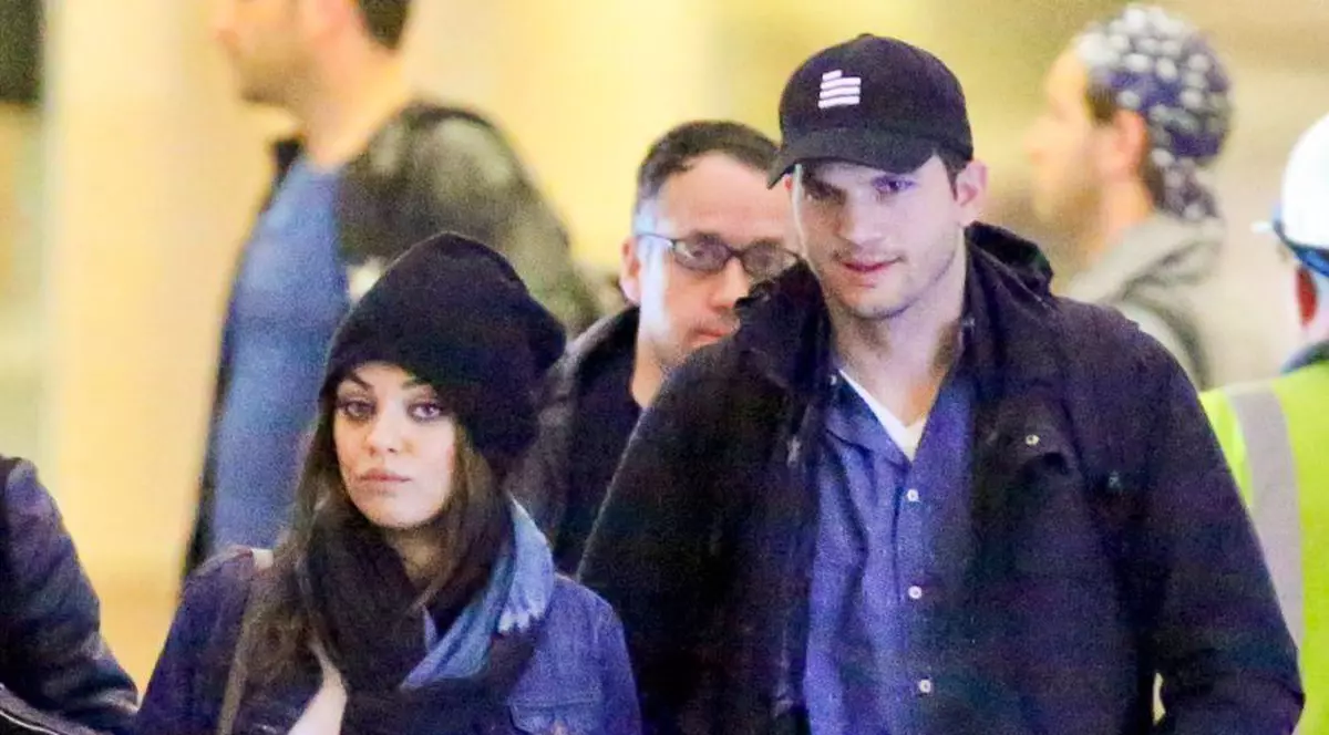 L-A CONVINS! ASTHON KUTCHER s-a LOGODIT cu MILA KUNIS!