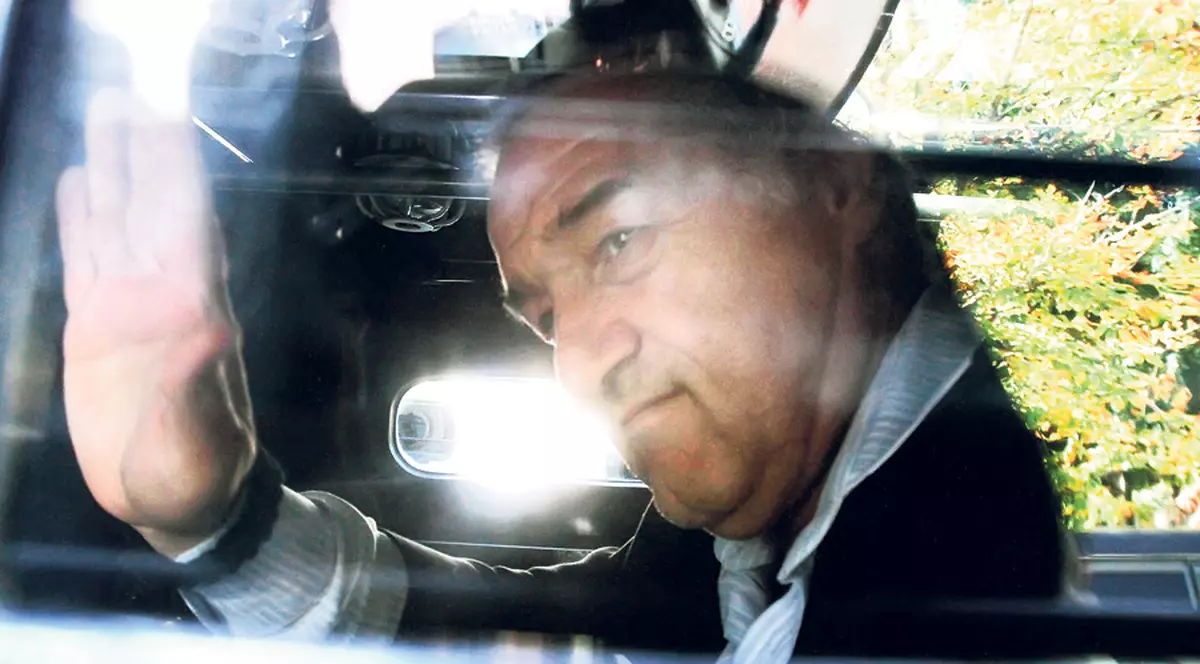 Becali, ŢARA TE VREA LIBER! 60.000 de români cer ELIBERAREA lui GIGI