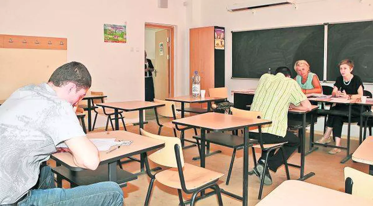 Se repetă istoria? Jumătate dintre elevi ar pica Bac-ul, dacă examenul s-ar da mâine