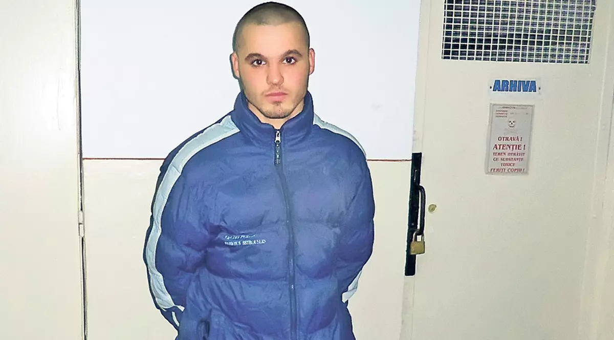 Drama unui orfan din Vaslui, crescut la Casa de copii şi apoi rămas pe străzi: A FURAT d-ale gurii pentru că voia să intre la puşcărie