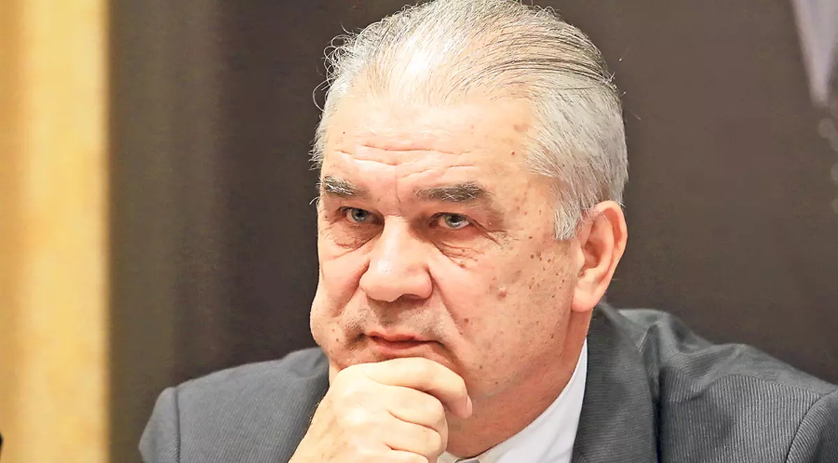 DEZVĂLUIRI LIBERTATEA | «Generalul» are scrisă demisia! Anghel Iordănescu este primul nume mare care vrea să părăsească FRF după înscăunarea lui Răzvan Burleanu