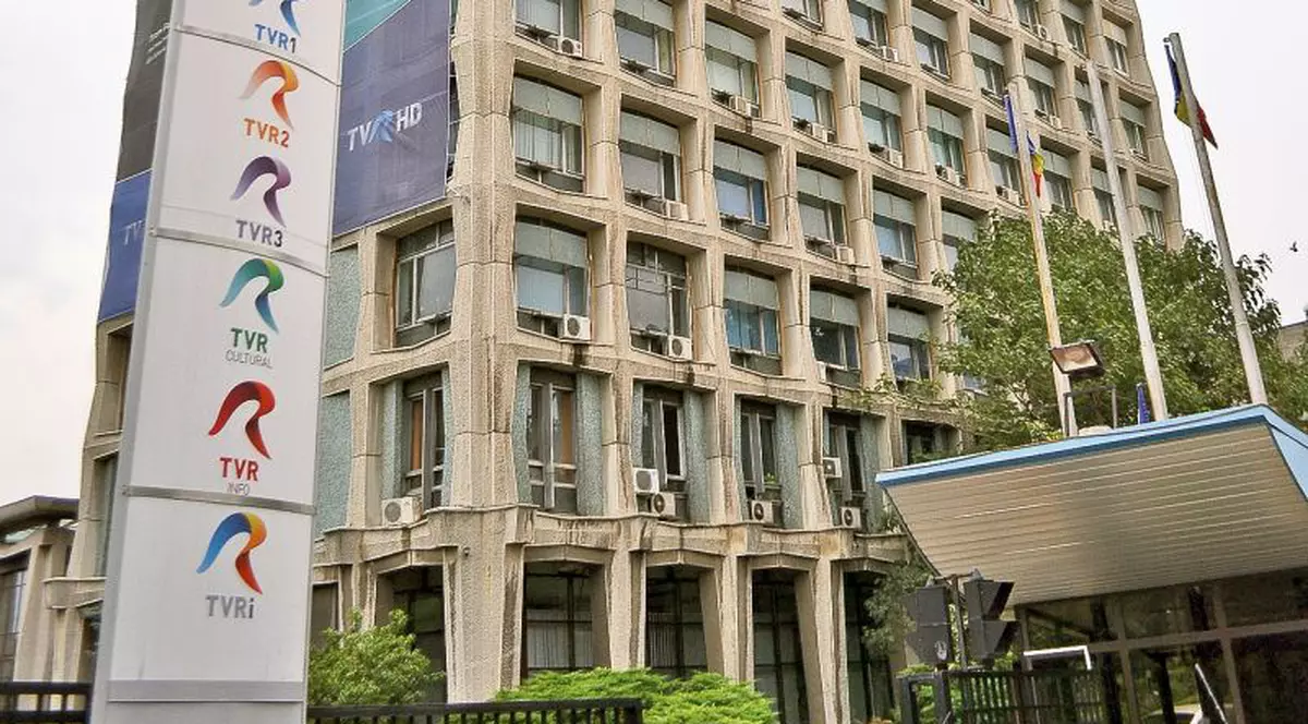 Vrea să ne mărească taxa TV! Stelian Tănase, directorul Societăţii Române de Televiziune, a găsit soluţia perfectă pentru a astupa «gaura» companiei, de 150 de milioane euro