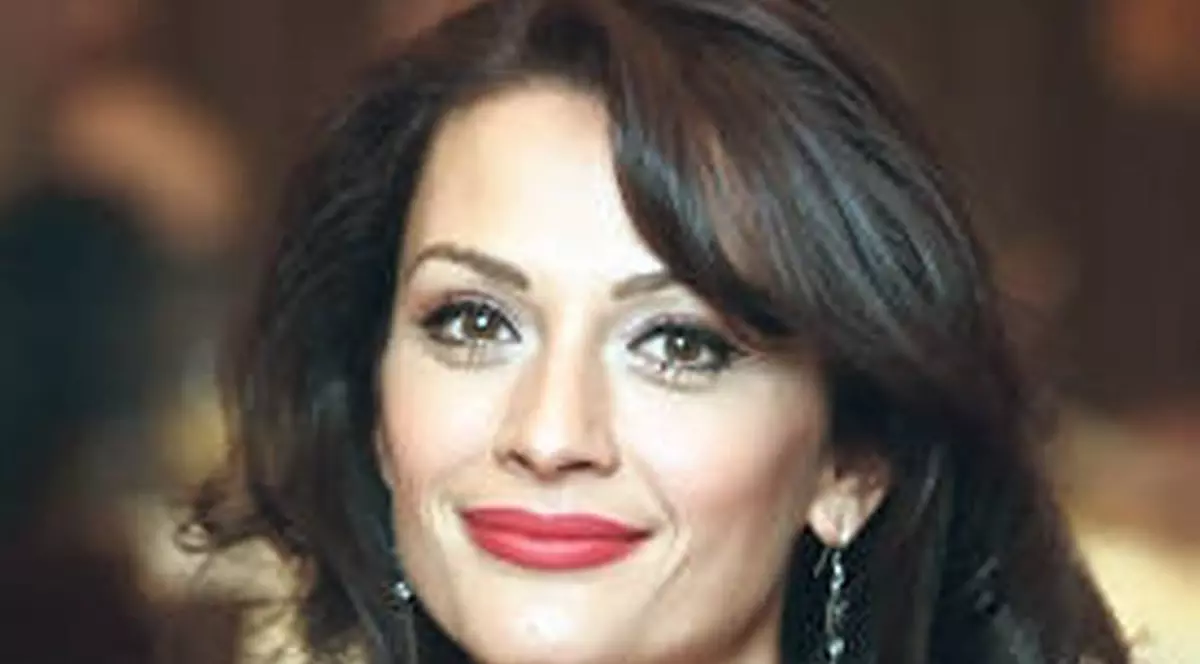 ANCA ŢURCAŞIU are planuri mari! Vezi unde şi cu cine pleacă de ziua ei! Nu este soţul său!