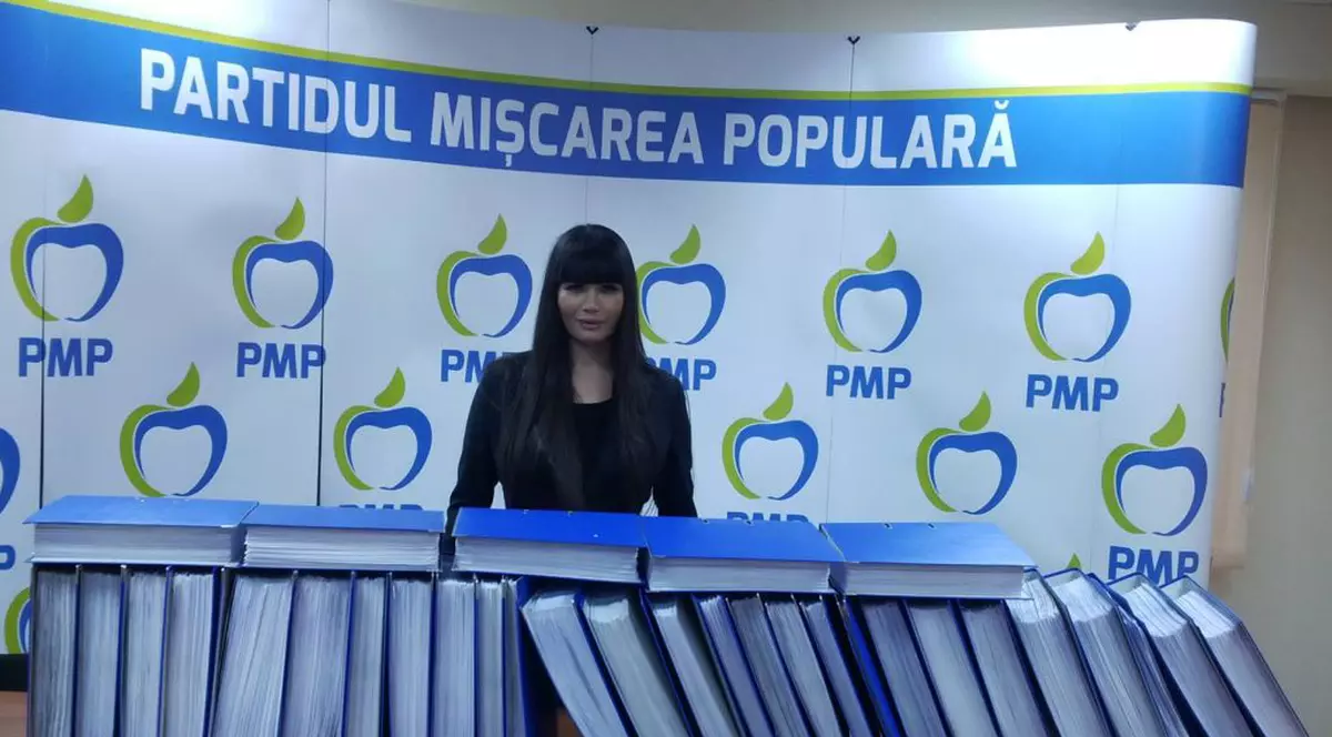 Elena Băsescu îl ia peste picior pe Mircea Diaconu