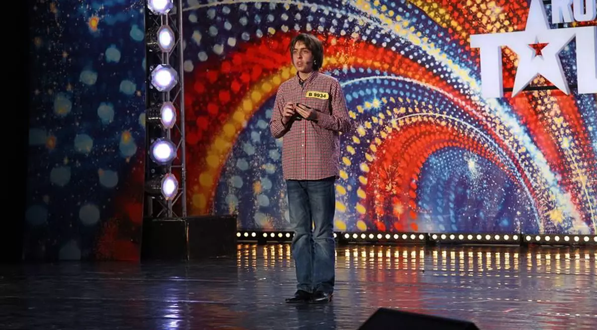 ROMÂNII AU TALENT. Ce creier are băiatul acesta! Calculele sale matematice i-au lăsat cu gura căscată pe toţi