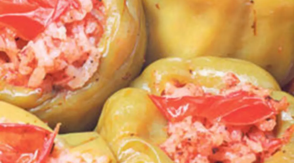 POSTUL PAŞTELUI | Reţetă de ardei umpluţi cu orez