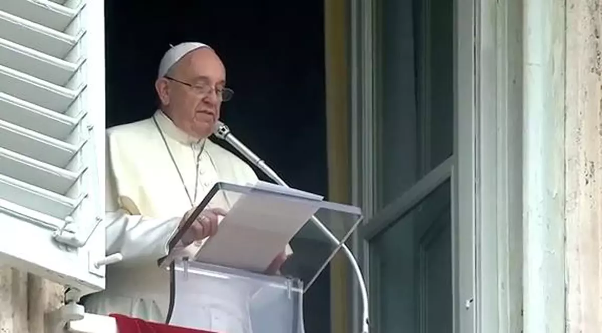 L-AR MÂNIA PE DUMNEZEU! Papa Francisc A ÎNJURAT ÎN TIMPUL SLUJBEI | VIDEO