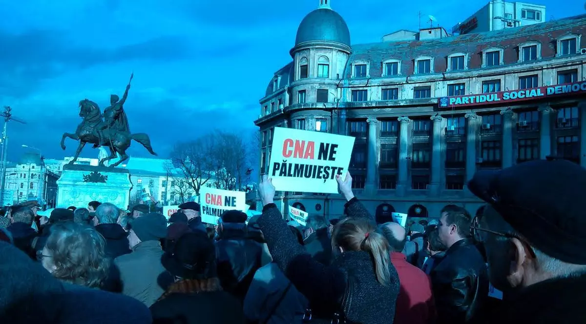 Andrei Pleşu, susţinut într-un miting la Universitate, după ce a fost atacat la TV